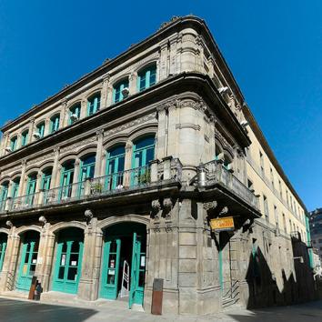 Edificio da Biblioteca Pública de Vigo Juan Compañel